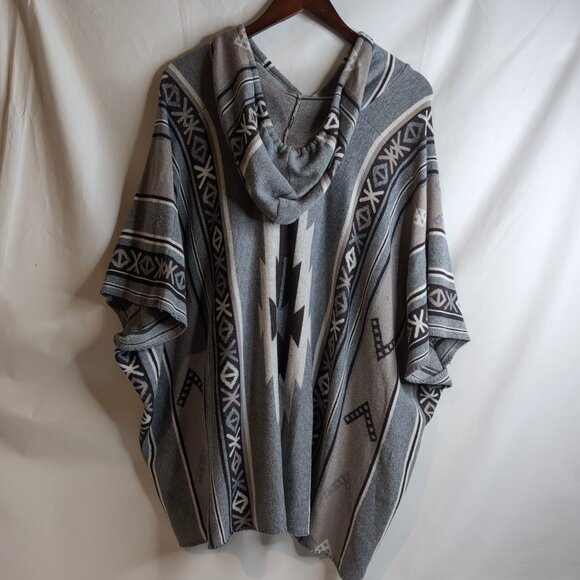 Billabong Women's Gray/Tan BOHO/Aztec Shawl/Tunic Hood/Drawstrings, Size S/M - Picture 2 of 8